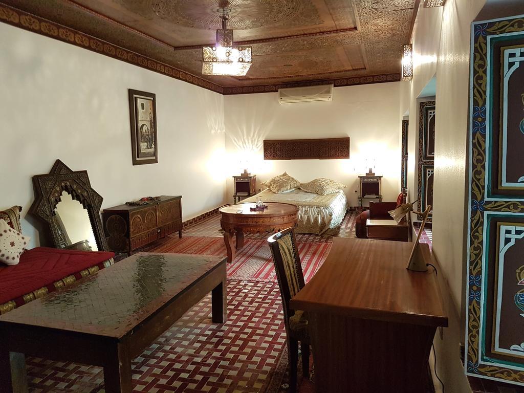 Riad Souafine Fez Bagian luar foto